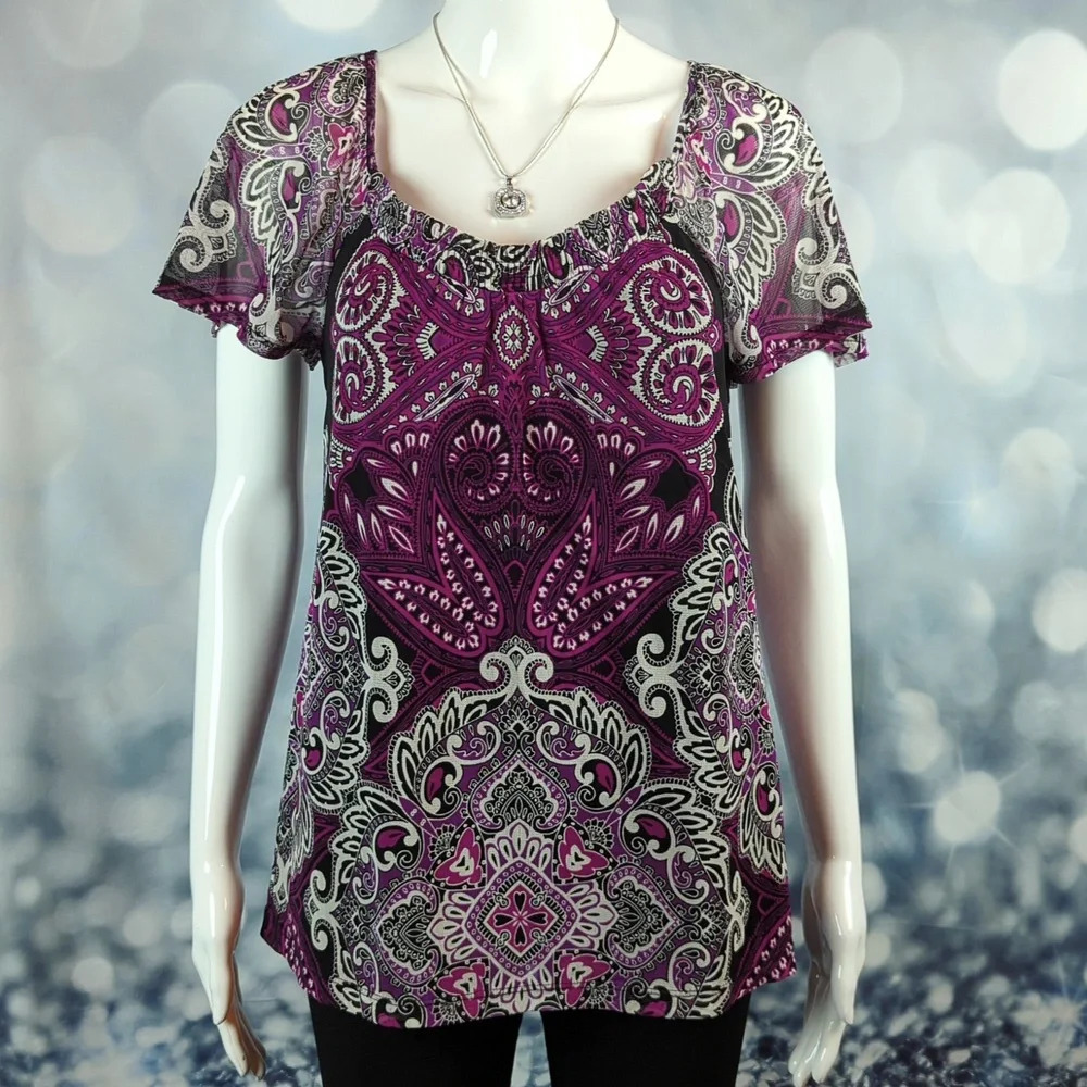 7. Apt 9 Womens Small Paisley Purple & Black Nylon Casual Short Sleeve Blouse.